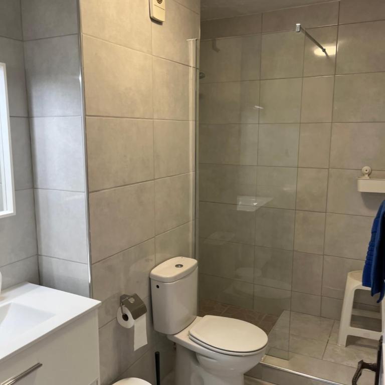 Apart Hotel 1 bed Apartment, 31A1, Victoria Court 1, Los Cristianos, Tenerife - Habitación Doble Deluxe - 2 camas - 4