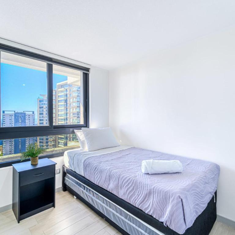 Pacific Breeze 2 BR with pool & balcony - Apartamento - 3