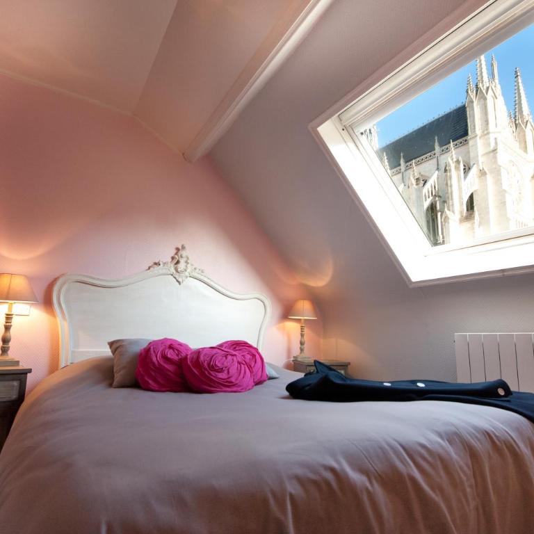 Hotel Le Prieuré et La Résidence - Chambre Double avec Vue sur la Cathédrale - 2