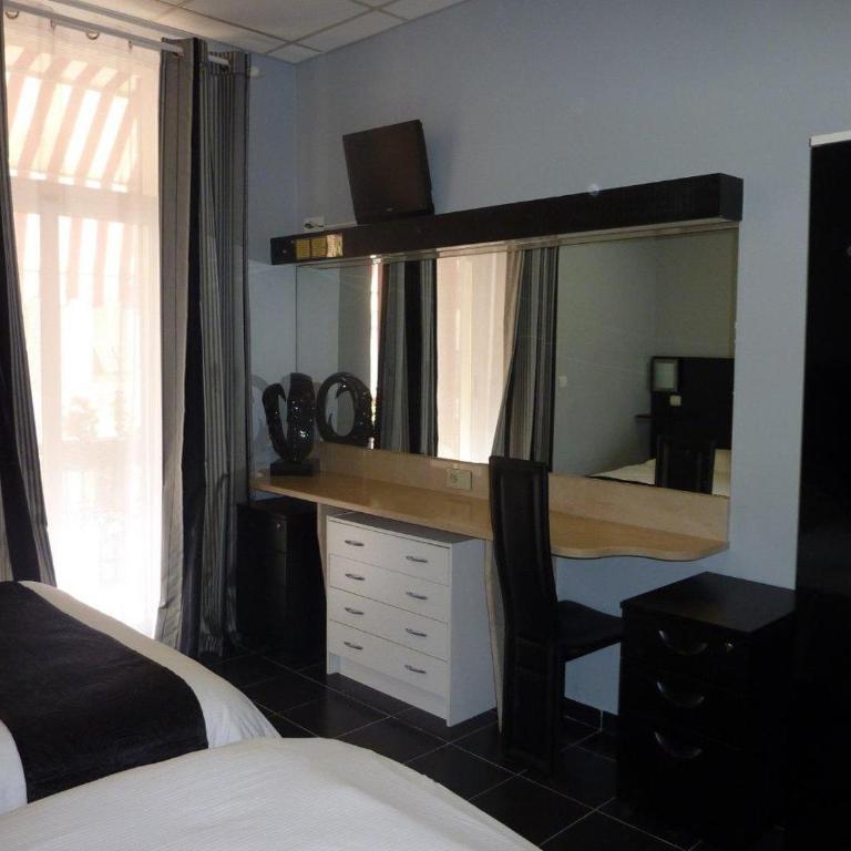 Hôtel Villa Boeri - Chambre Quadruple - 4