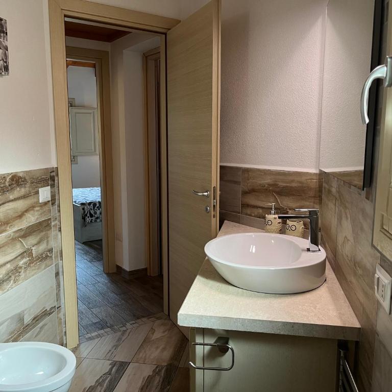 Residenza Limpiddu - Appartamento Deluxe con 2 Camere da Letto e Vista Giardino - 13
