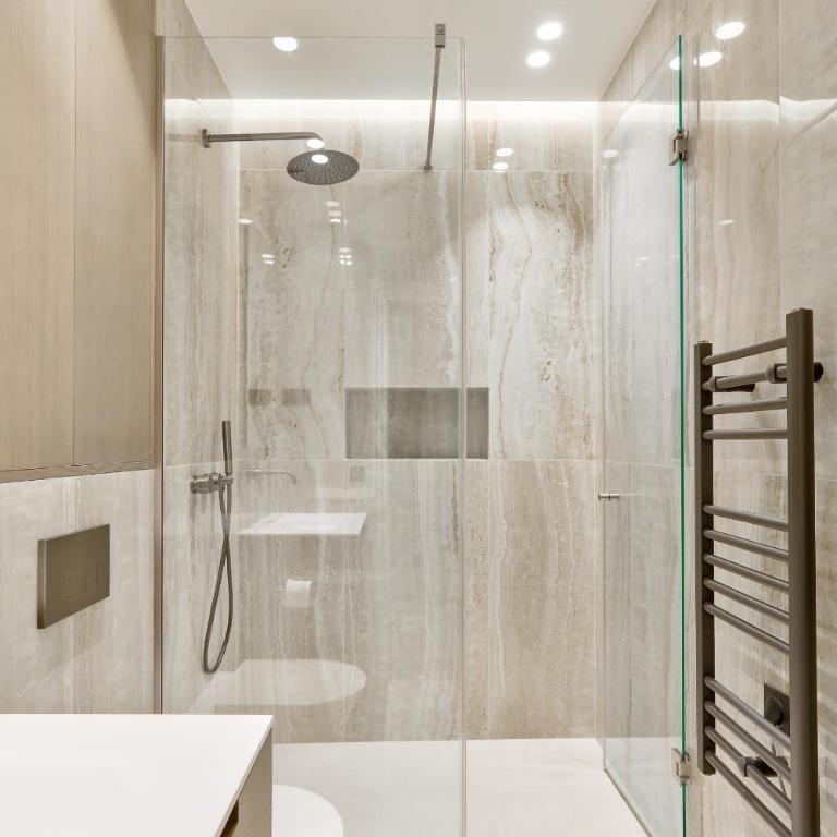 Urban Flat 191 - Luxury 3 Bedroom Apartment - Madeleine - Appartement - 23
