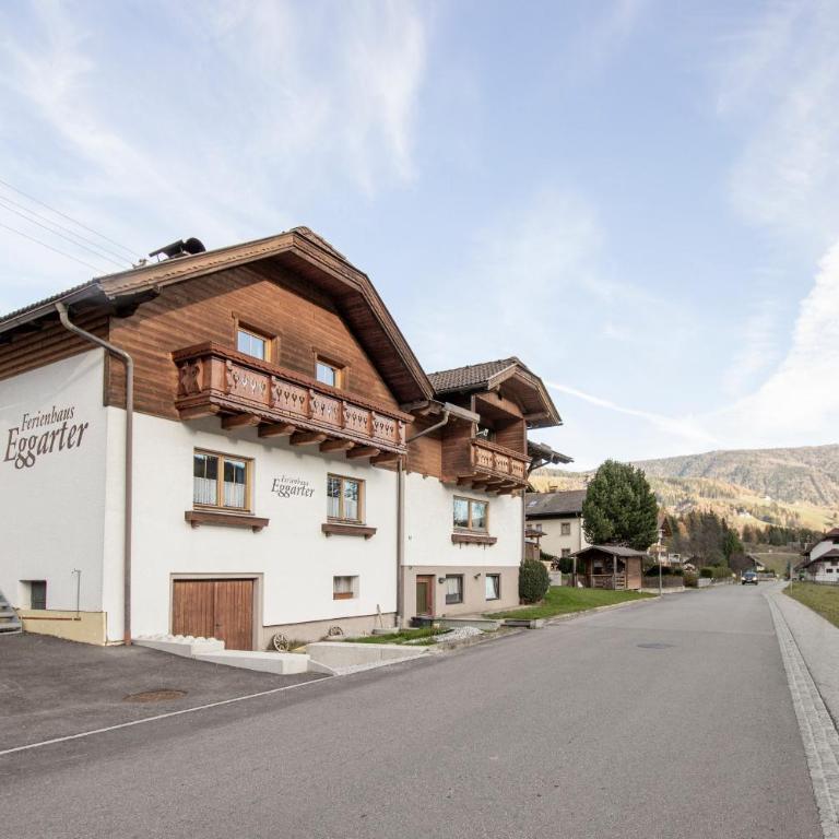 Ferienhaus Eggarter - Apartment mit 3 Schlafzimmern und Bergblick - 2