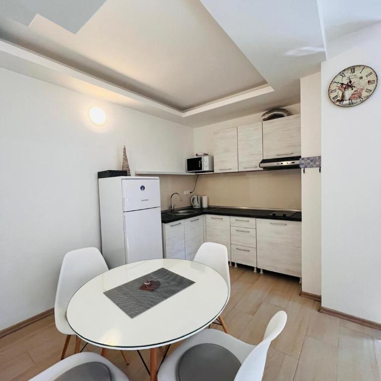 Mont V Jahorina - Porodični Apartman s 1 Spavaćom Sobom - 7