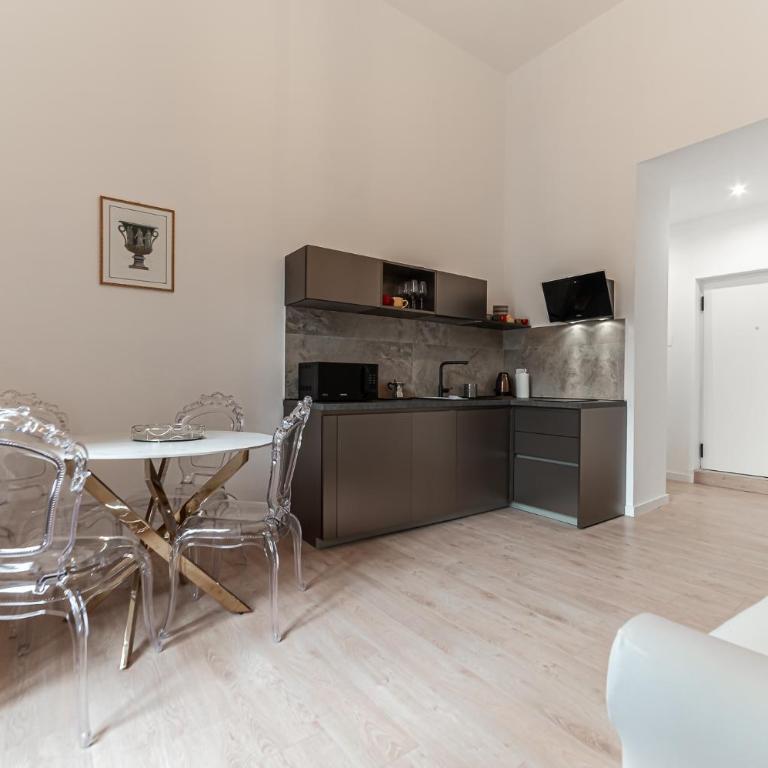 Casa Martini - Vatican City and Metro Ottaviano - Deluxe Apartment mit 1 Schlafzimmer - 4