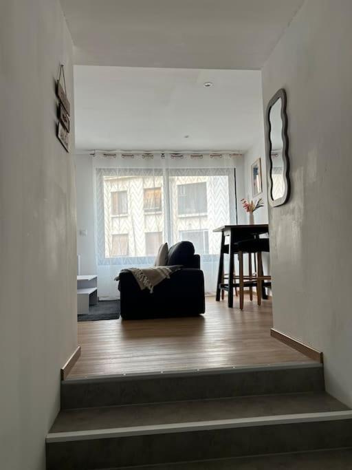 Studio neuf tout équipé Digne - Appartement 1 Chambre - 25