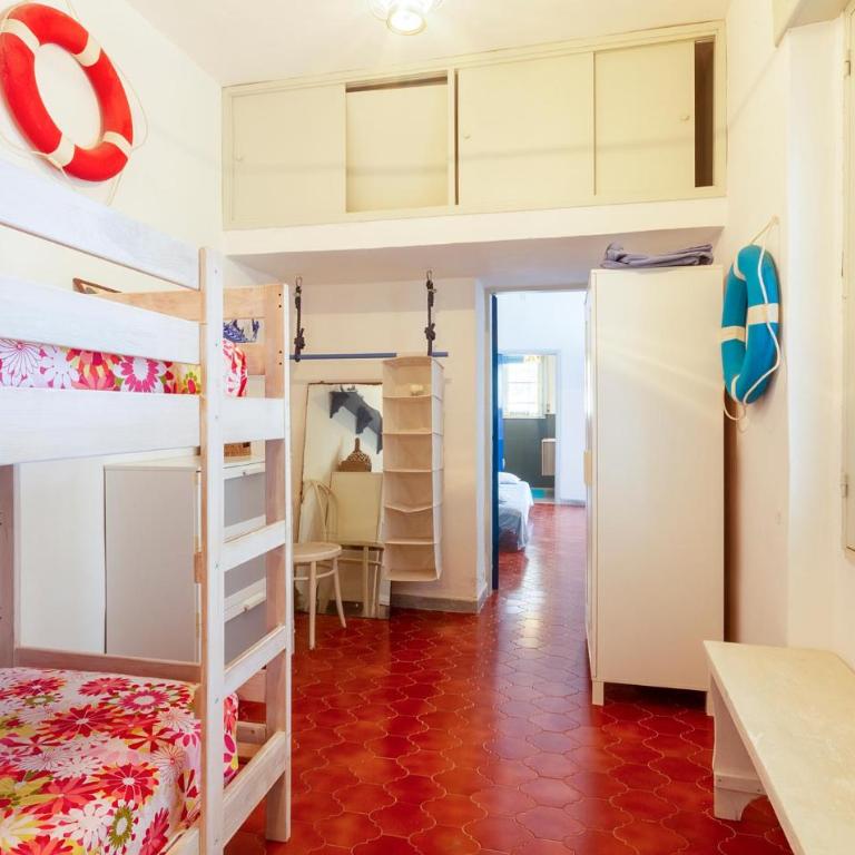 Pet Friendly Home In Trani With Wifi - Two-Bedroom Holiday Home - 12
