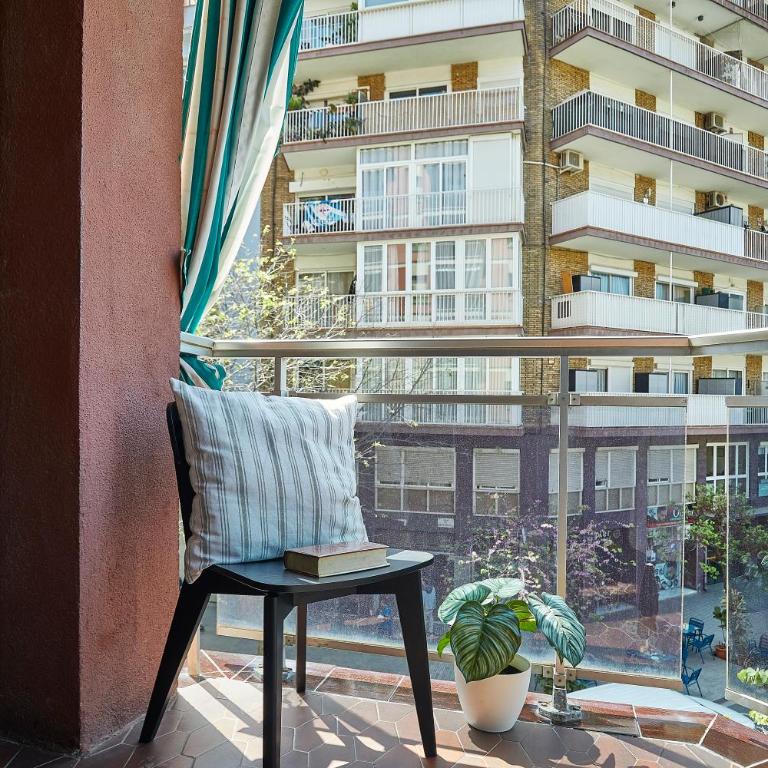 BBarcelona Modern Eixample Flat - Three-Bedroom Apartment - 14