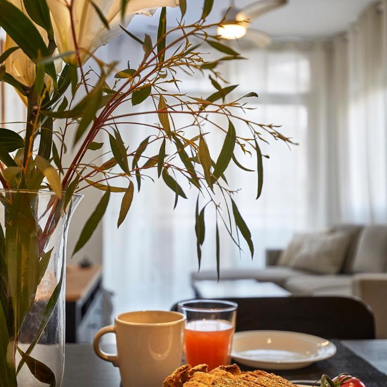 BBarcelona Modern Eixample Flat - Three-Bedroom Apartment - 13