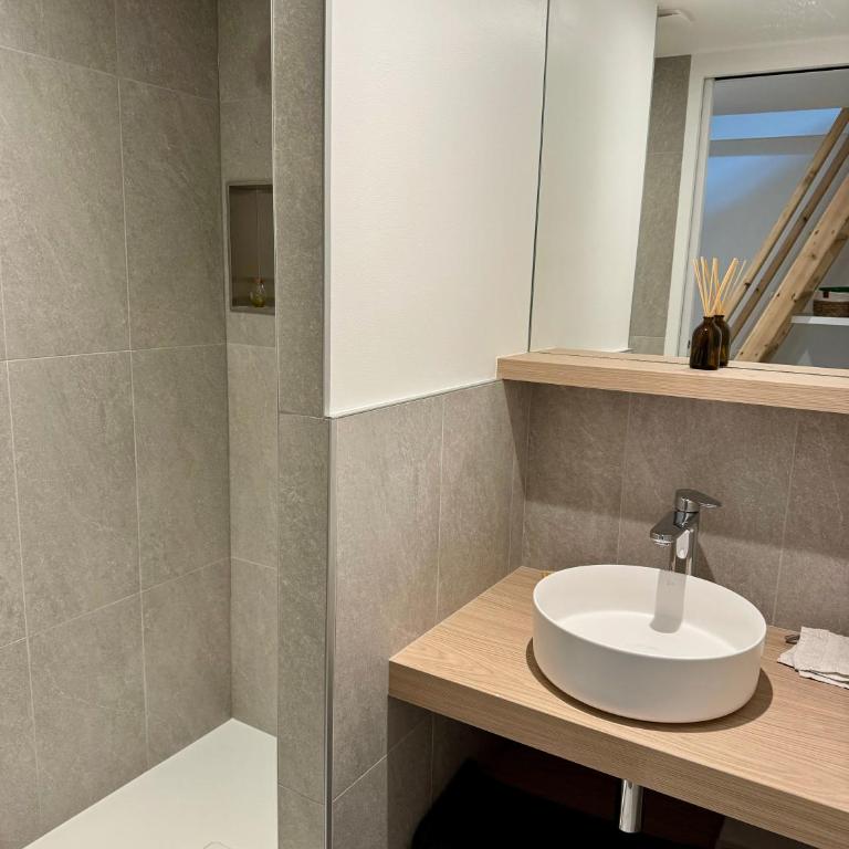 Superbe appartement rénové 110m2 - 9 pers - 4 étoiles - vue montagne - Les Contamines - Apartment - 10
