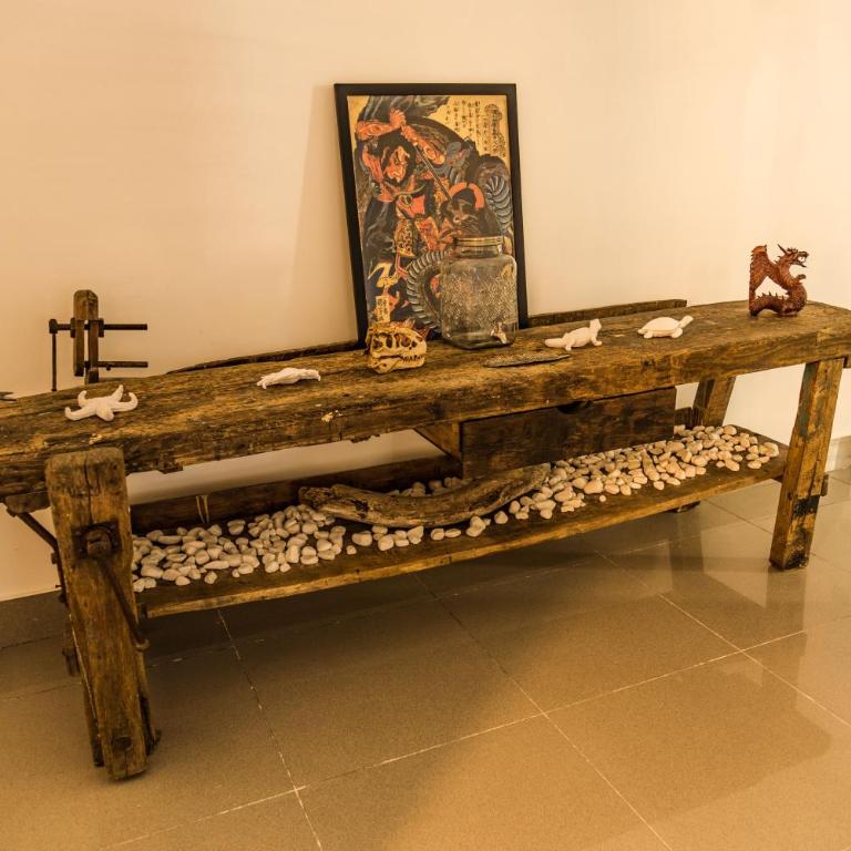Isabel Guest House - Double Room with Private Bathroom - 11