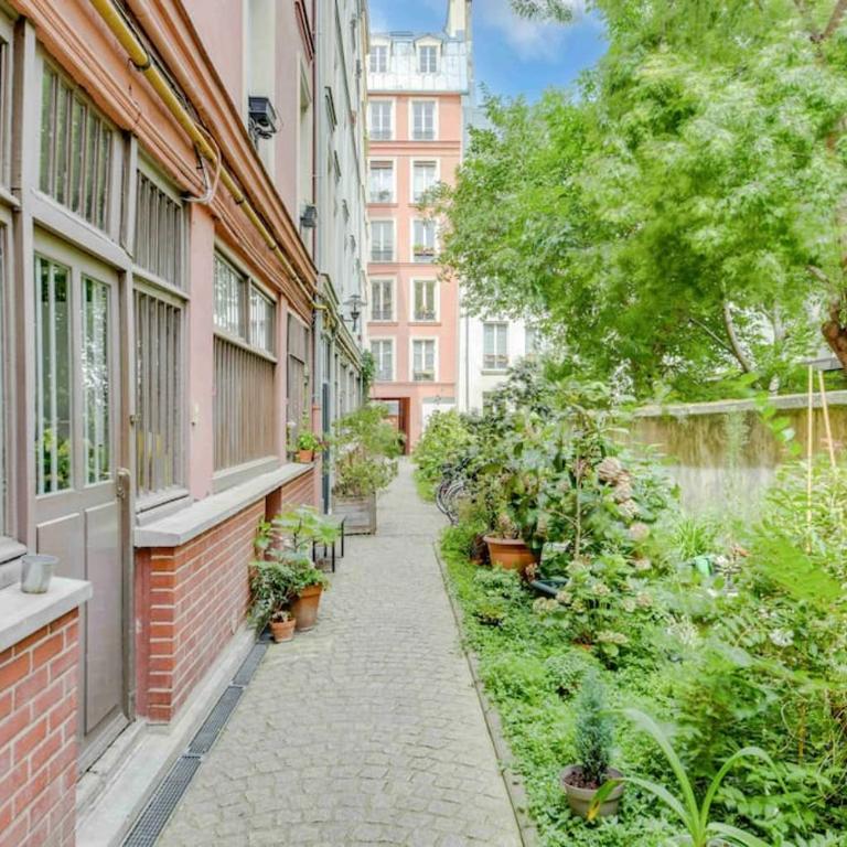 Bel appartement 2 pièces place de la République 75011 - Appartement 1 Chambre - 8