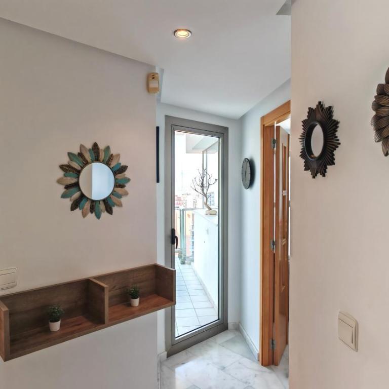 Skyline 5 Apartment with private balcony and nice views - One-Bedroom Apartment - 17