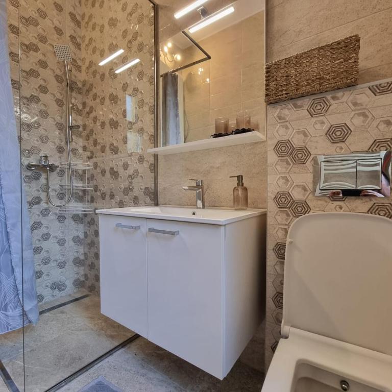 Apartment in Velika Aleja at Ilidža - Three-Bedroom Apartment - 24