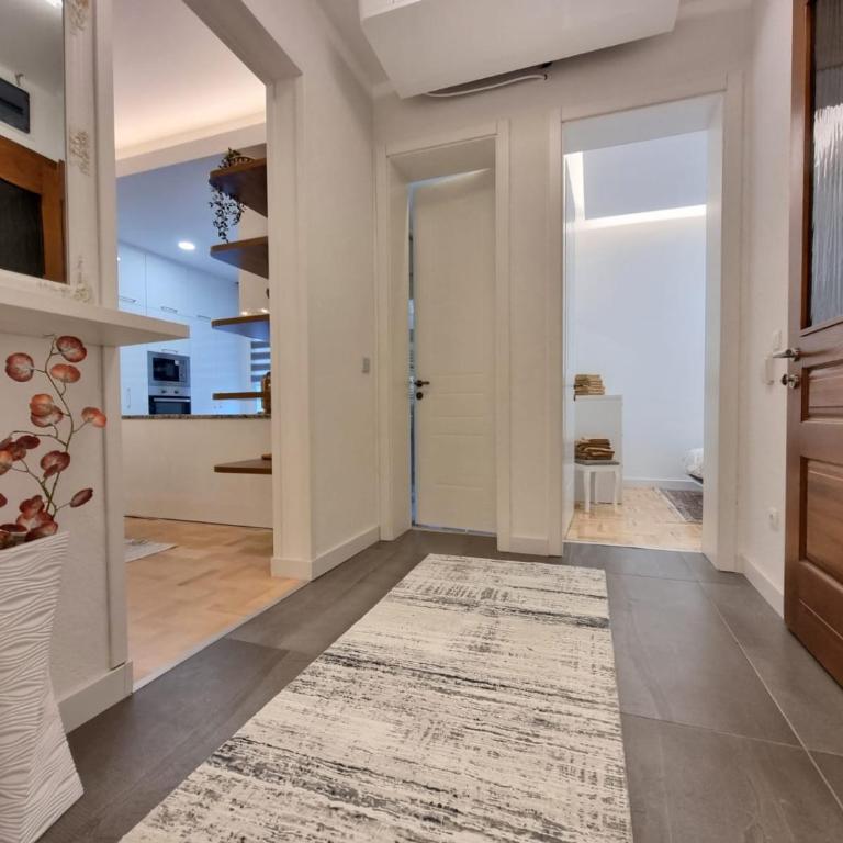 Apartment in Velika Aleja at Ilidža - Three-Bedroom Apartment - 31