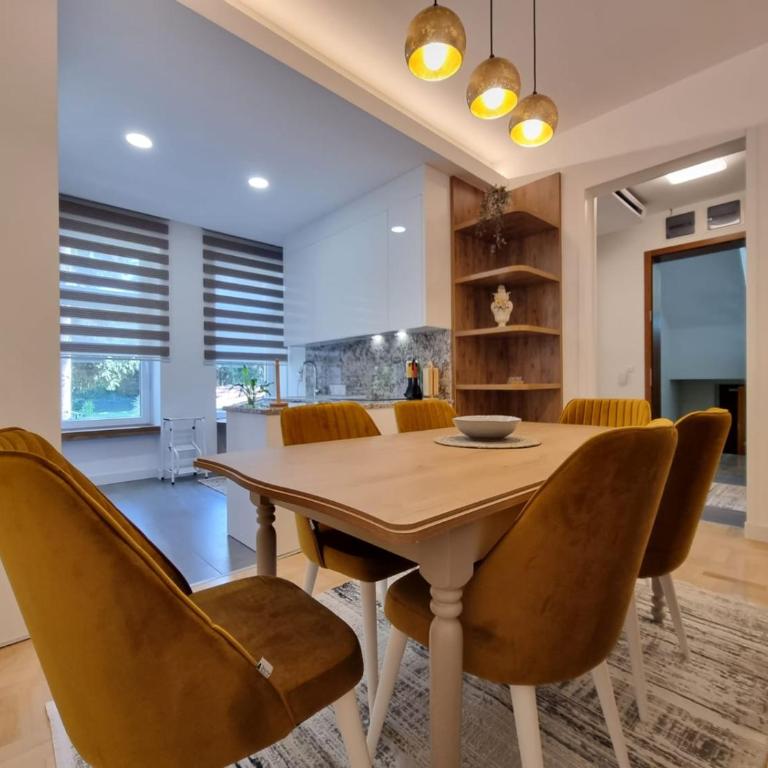 Apartment in Velika Aleja at Ilidža - Three-Bedroom Apartment - 34