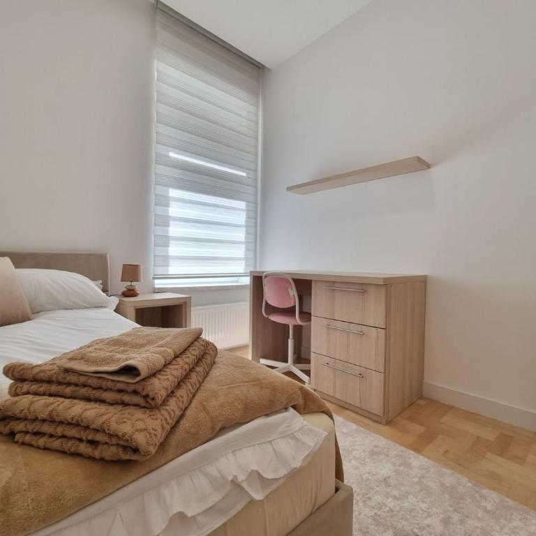 Apartment in Velika Aleja at Ilidža - Three-Bedroom Apartment - 38