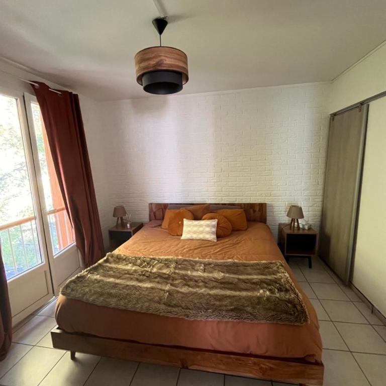 Calme, vue st Victoire, proche centre ville avec parking - Apartamento de 2 dormitorios - 22