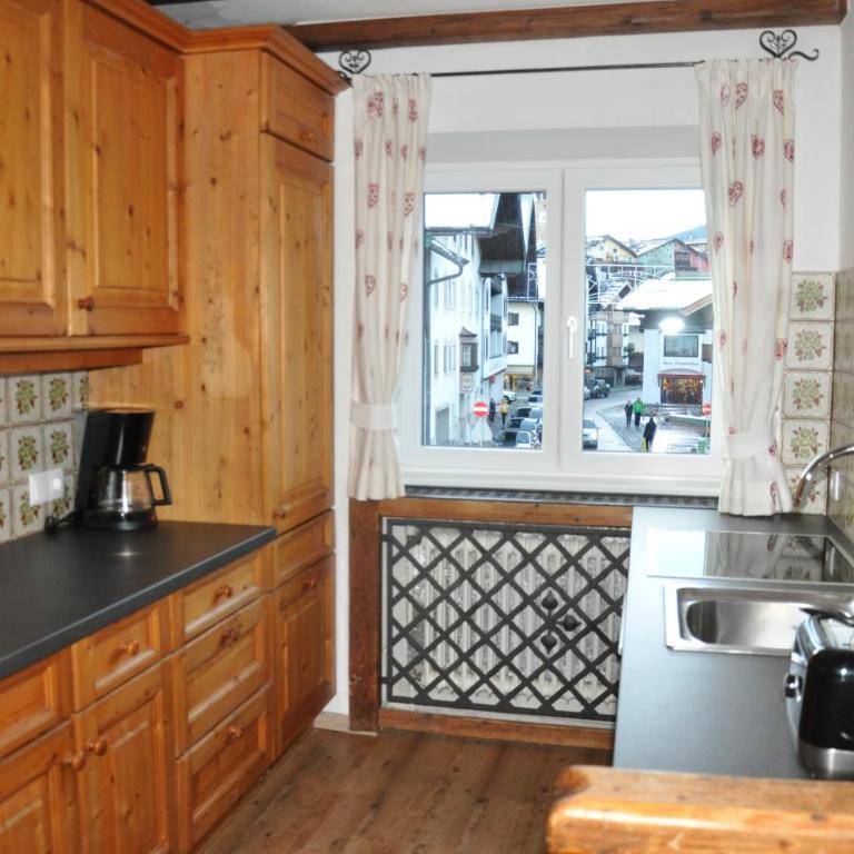 Appartement Elisabeth - Geräumiges Apartment mit 3 Schlafzimmern und Balkon - 3