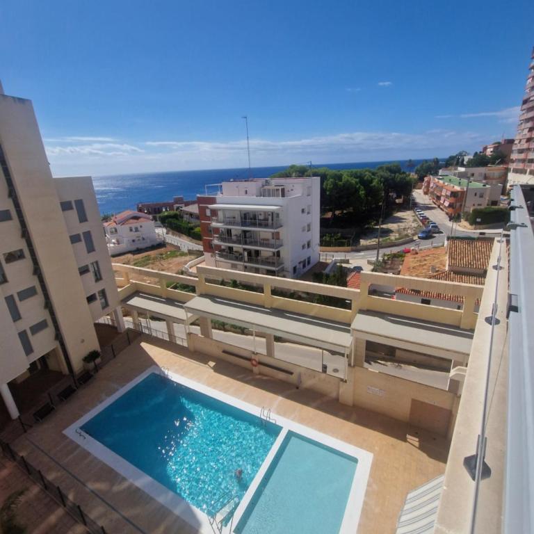 Sunny Holidays - Two-Bedroom Apartment - 6