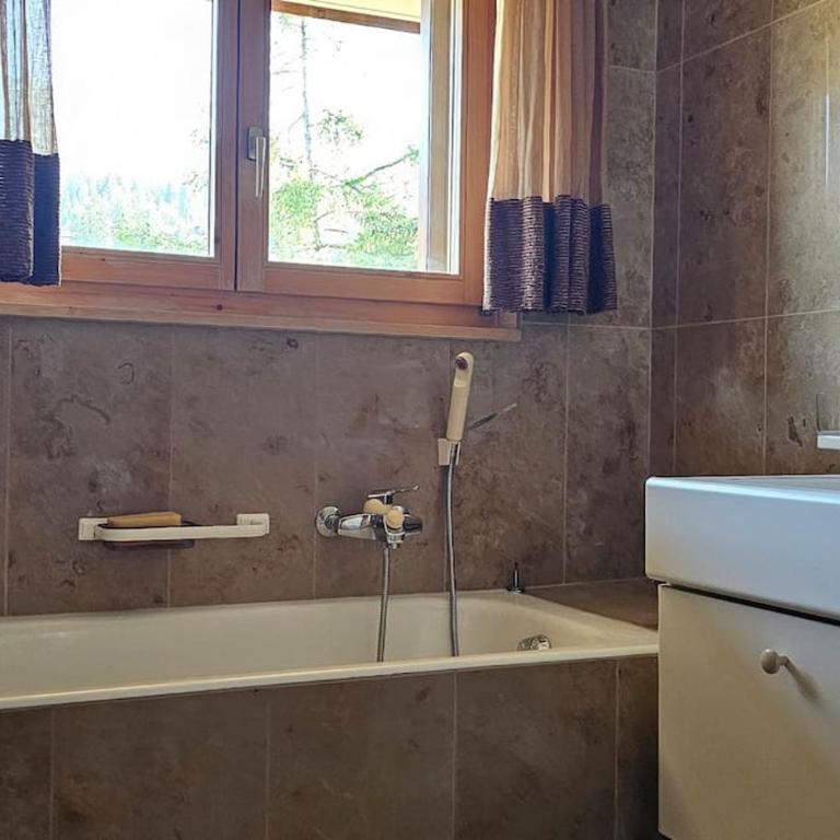 Charming Chalet Downtown - Apartment mit 3 Schlafzimmern - 25
