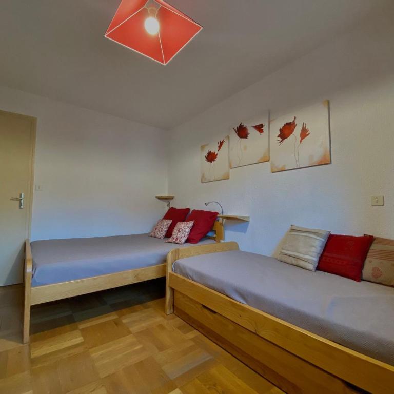 Appartement T2 avec balcon au centre de Samoëns - FR-1-624-44 - Apartment (5 Erwachsene) - 7