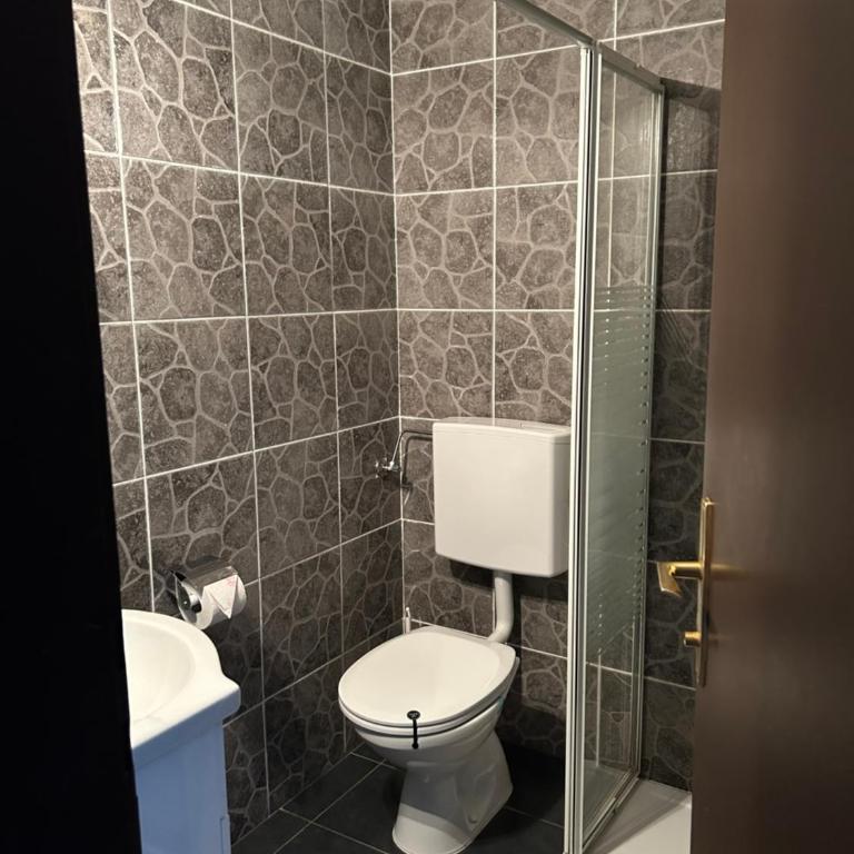 Hotel Berg - Doppelzimmer mit Balkon - 2