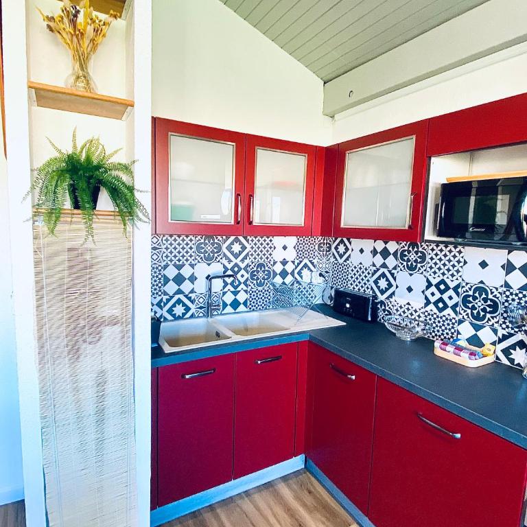 Vacances en famille, plage à pied et face à la dune ! - Two-Bedroom Apartment - 11