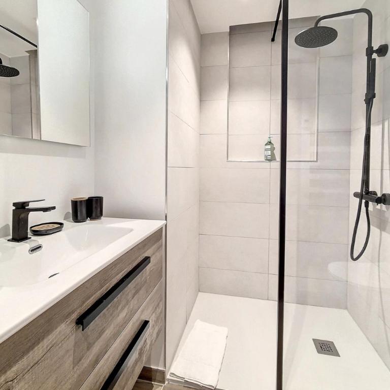 Les Balcons de l'Aigle Les Chalets Meribel, 100m from ski lift Les Chalets - Appartement - 15