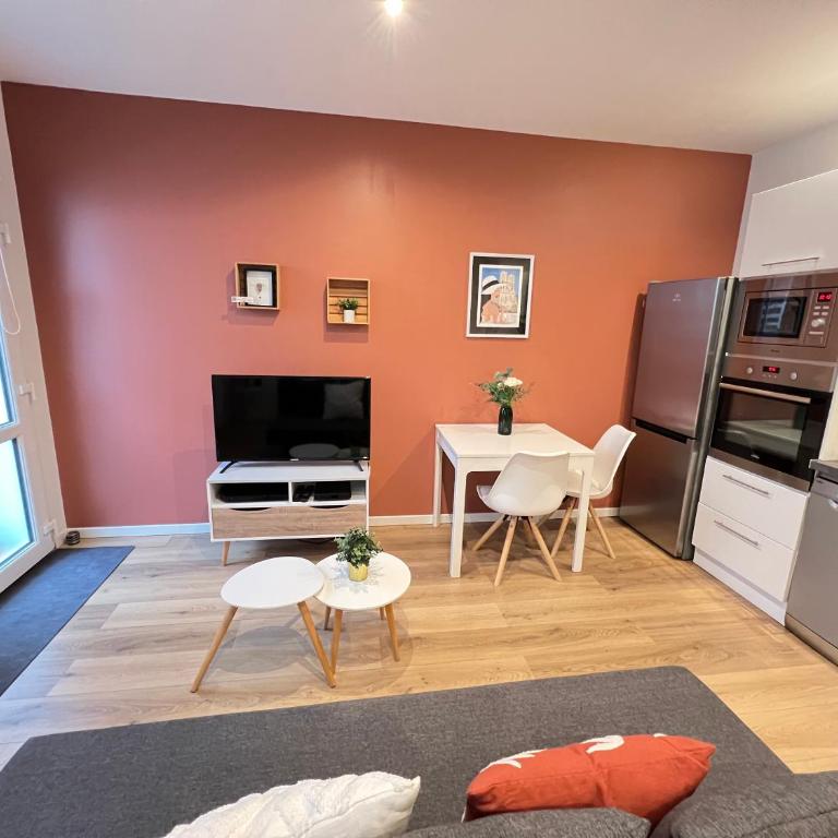 Le Rémois - Appartement rare - Cour privée - Parking - Reims - Appartamento con 1 Camera da Letto - 13