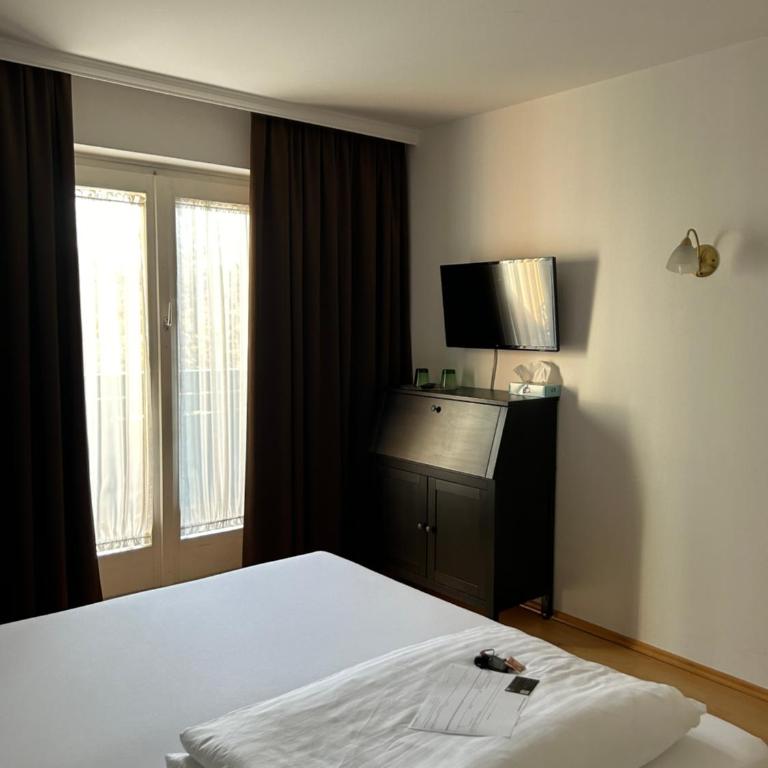 Hotel Berg - Deluxe Doppelzimmer mit Balkon - 3