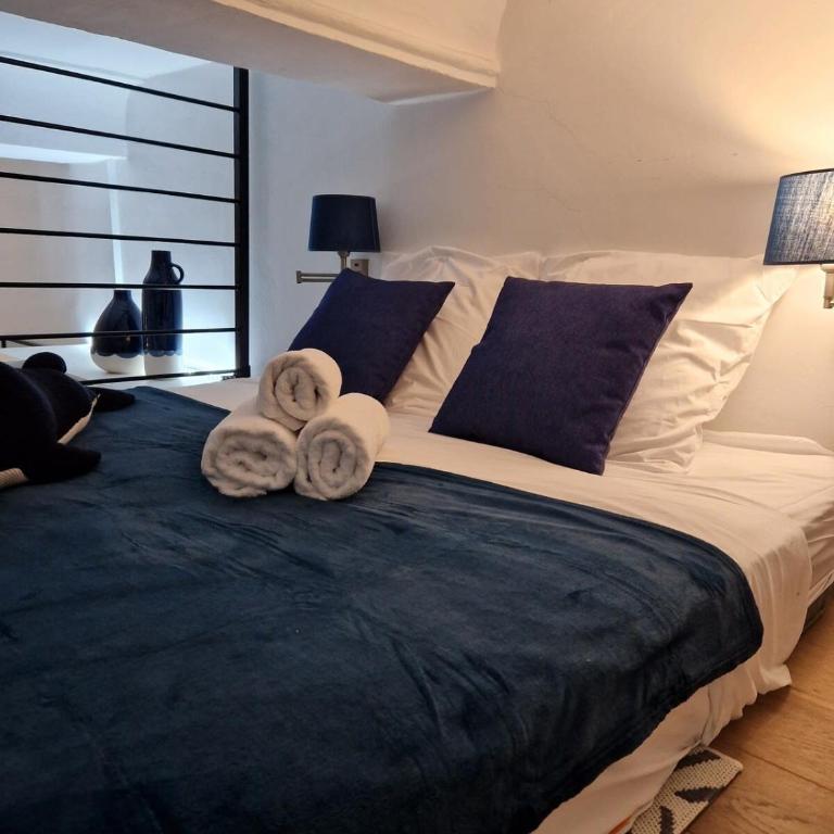06A4 - Situation exceptionnelle au Port de Nice - Appartement 2 Chambres - 22