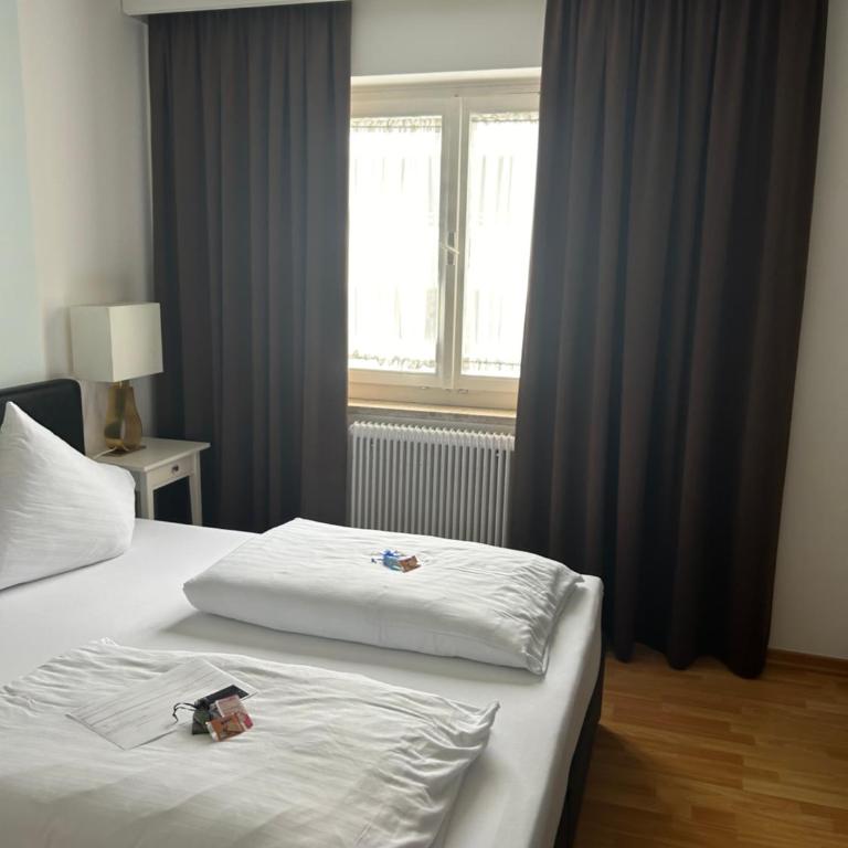 Hotel Berg - Budget Doppelzimmer - 6