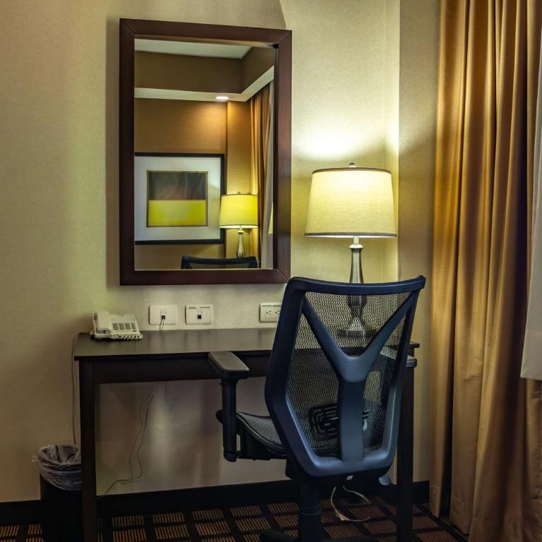 Best Western PREMIER Monterrey Aeropuerto - Queen Room - Non-Smoking - 4