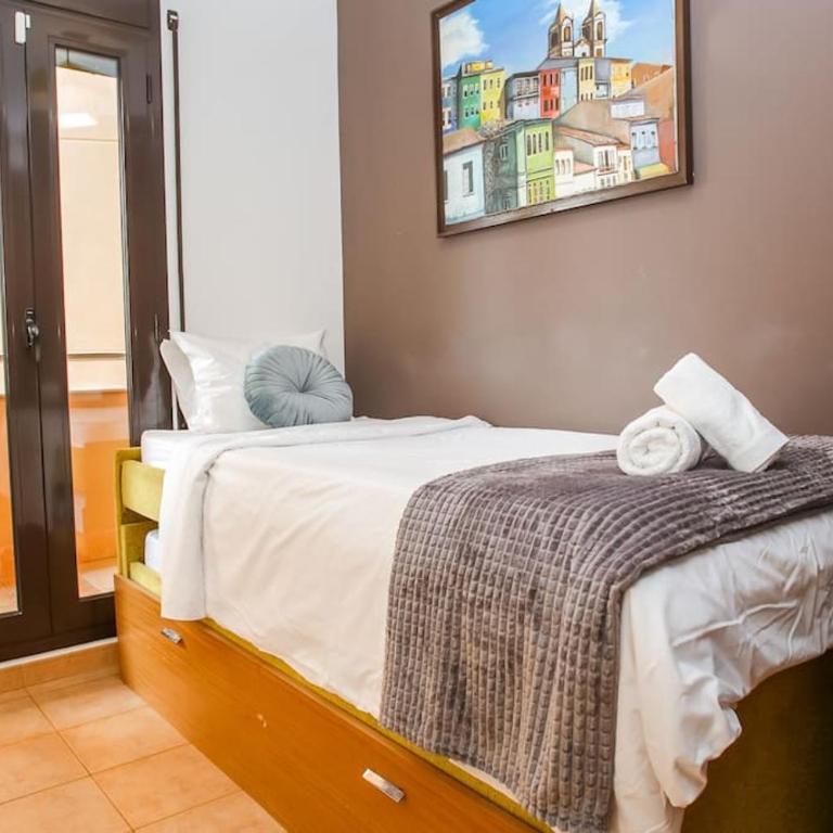 AL47 Spacious apartment near Fenals beach - Apartamento de 1 dormitorio con balcón - 6