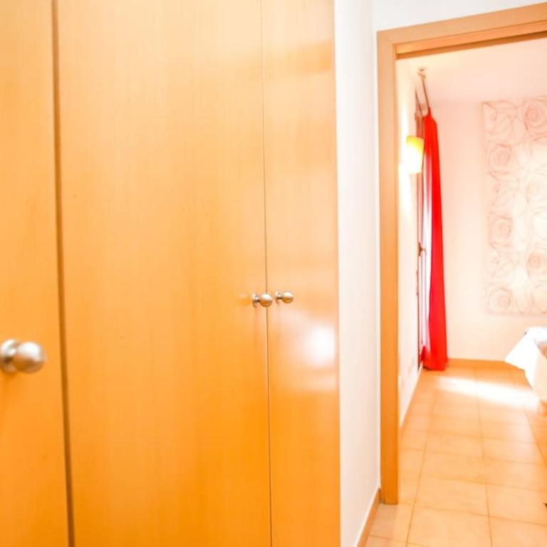 AL47 Spacious apartment near Fenals beach - Apartamento de 1 dormitorio con balcón - 14