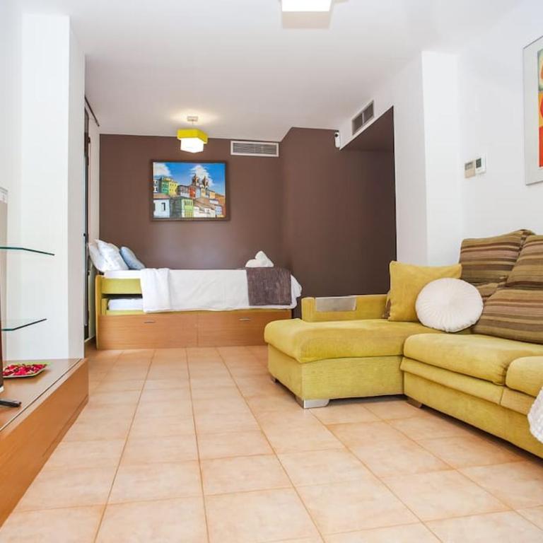AL47 Spacious apartment near Fenals beach - Apartamento de 1 dormitorio con balcón - 24
