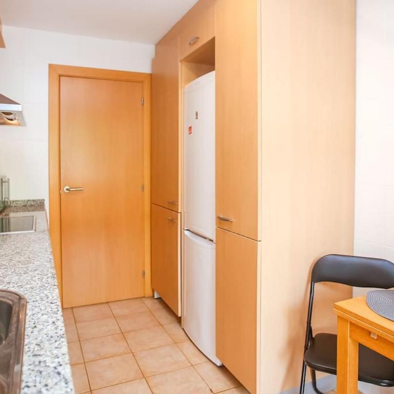 AL47 Spacious apartment near Fenals beach - Apartamento de 1 dormitorio con balcón - 29
