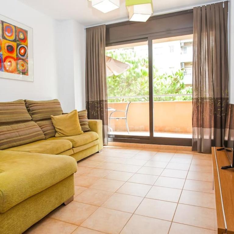 AL47 Spacious apartment near Fenals beach - Apartamento de 1 dormitorio con balcón - 32