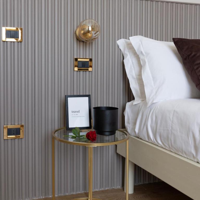 Tiburtina 86 Luxury Suites - Camera Matrimoniale Deluxe - 3