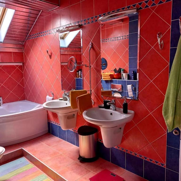 Prostrani dupleks u istorijskom centru grada Anna - Apartman sa 3 Spavaće Sobe - 24