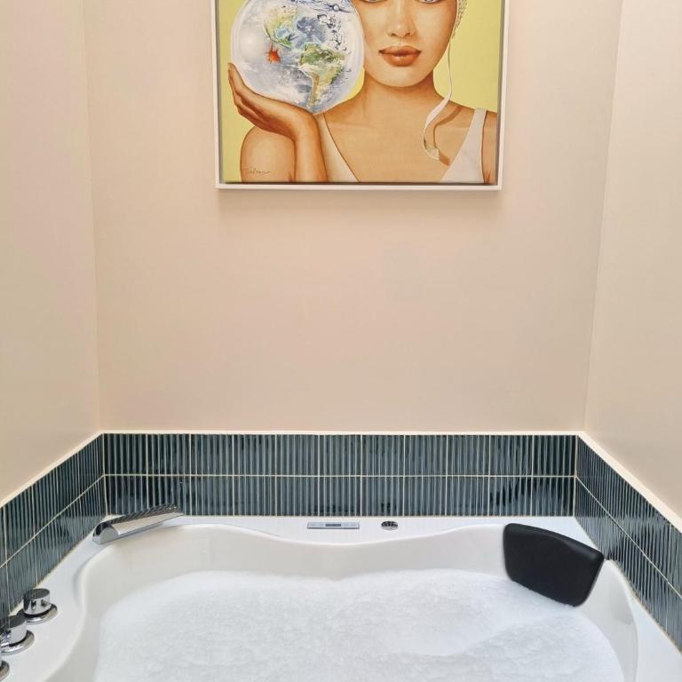 25 rue Celony - Le Vendome - Jacuzzi - VideoProjecteur - Studio - 15