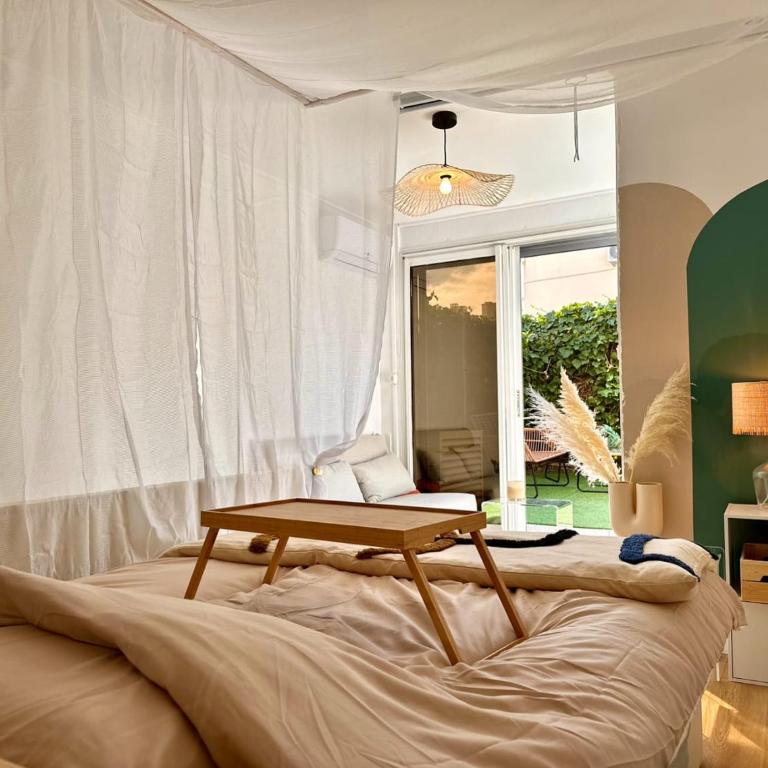 Mini Loft avec Cinema et Terrasse - Cap D'Agde - Apartment - 4