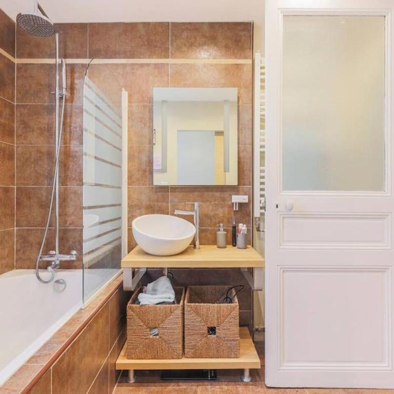 Appartement 2 chambres à 15 mn de la mer - Appartement 2 Chambres - 33