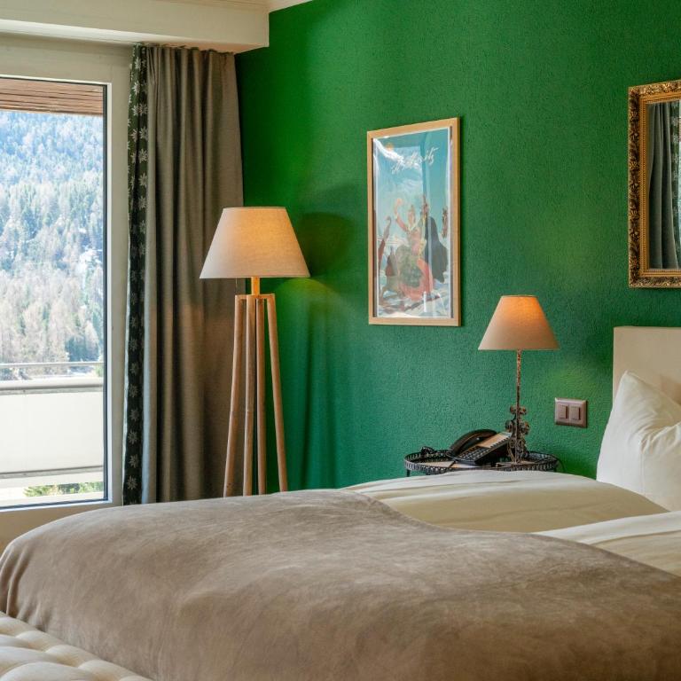 Hotel Europa Suites St Moritz - Deluxe Doppelzimmer mit Balkon und Panoramablick - 7