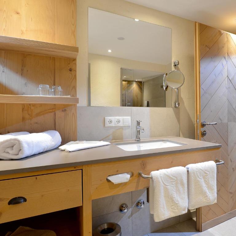 Alpenhotel Kramerwirt - Comfort Doppelzimmer - 6