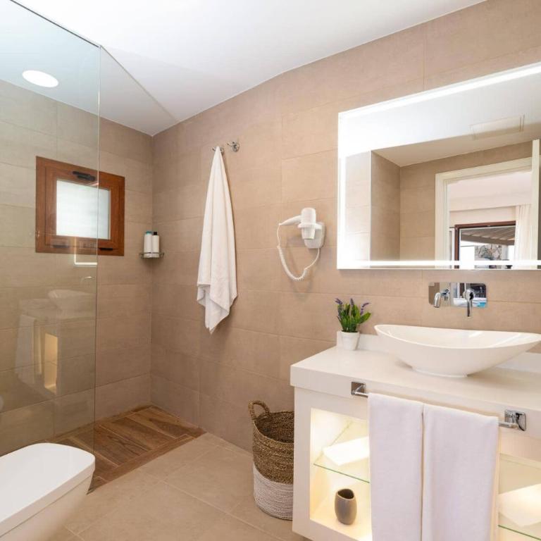 Villa Lobos by Villa Plus - Villa - 11