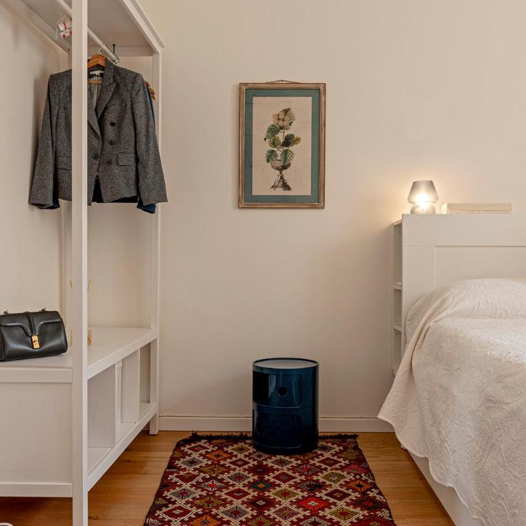 Gabrielles Roof New Modern Apartment - One-Bedroom Apartment - 15