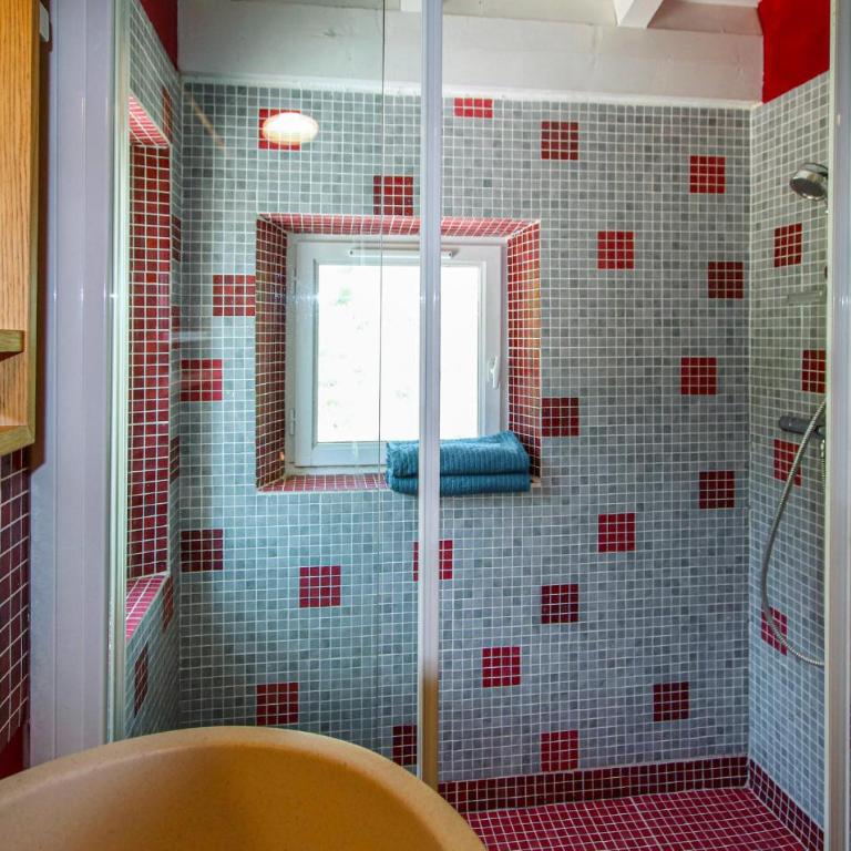 Beautiful Home In Die - Maison de Vacances 4 Chambres - 28