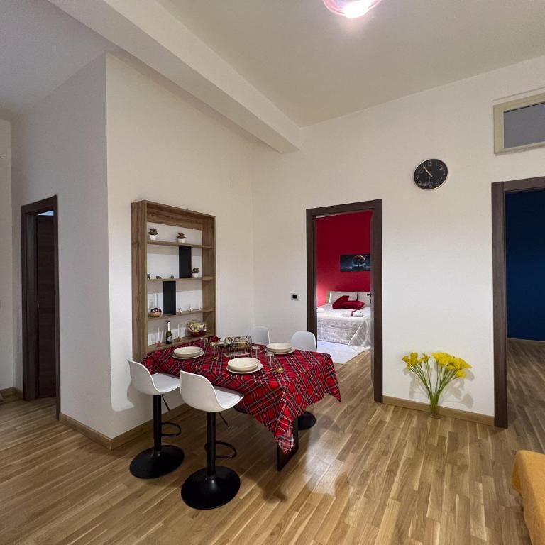 European Apartment - Town Center Self Check-in - Two-Bedroom Apartment - 4
